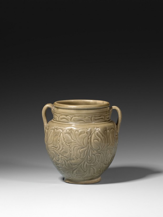 A CARVED YAOZHOU CELADON LOBED JAR