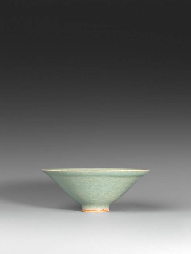 A LONGQUAN CELADON CONICAL BOWL