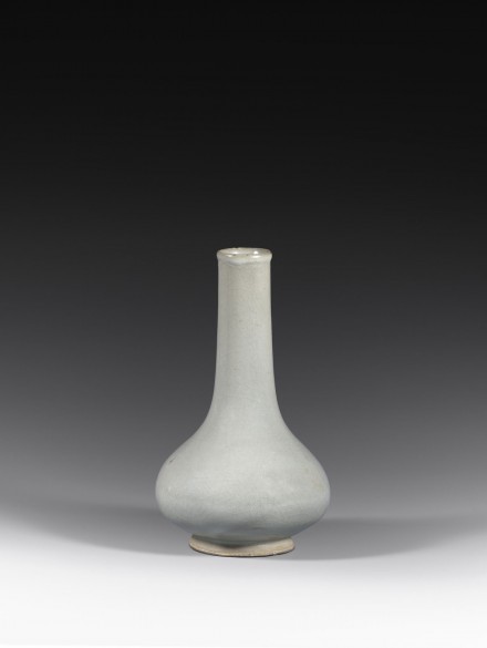 A GUANYAO BOTTLE-VASE