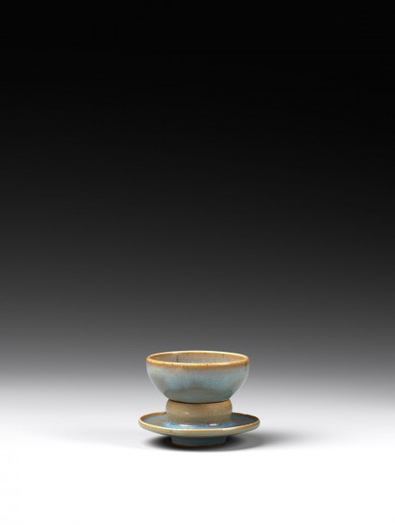 A BLUE-GLAZED JUNYAO WINECUP AND STAND