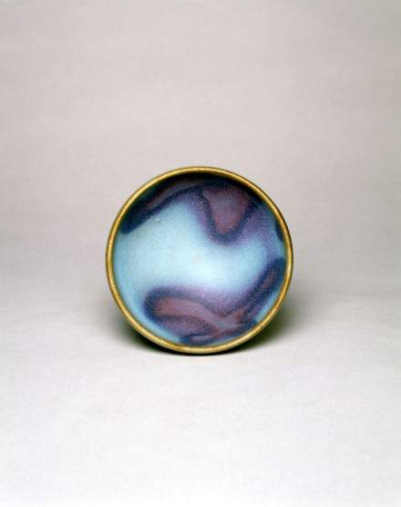 A PURPLE-SPLASHED BLUE JUNYAO ‘BUBBLE BOWL’