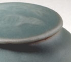 A LONGQUAN CELADON JARLET AND COVER