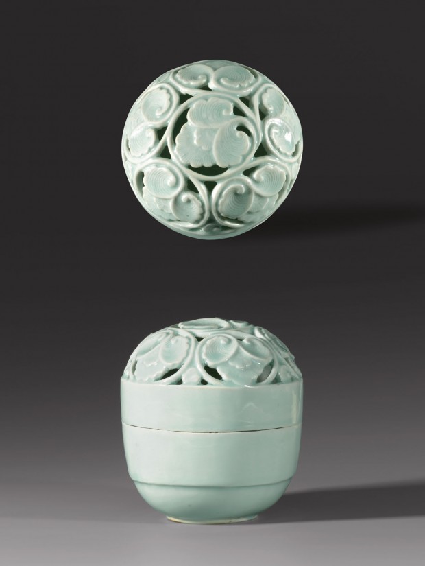 A QINGBAI GLAZED CARVED OPENWORK PORCELAIN CENSER