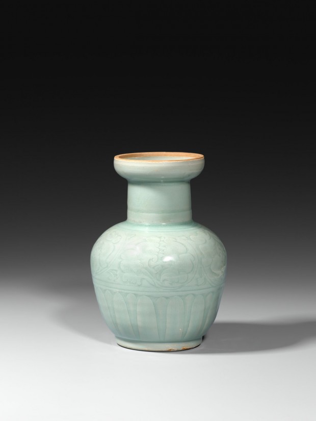 A CARVED LONGQUAN CELADON VASE