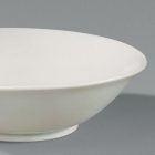 A XINGYAO WHITE PORCELAIN SHALLOW BOWL