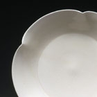 A DINGYAO WHITE PORCELAIN FLOWER-FORM DISH