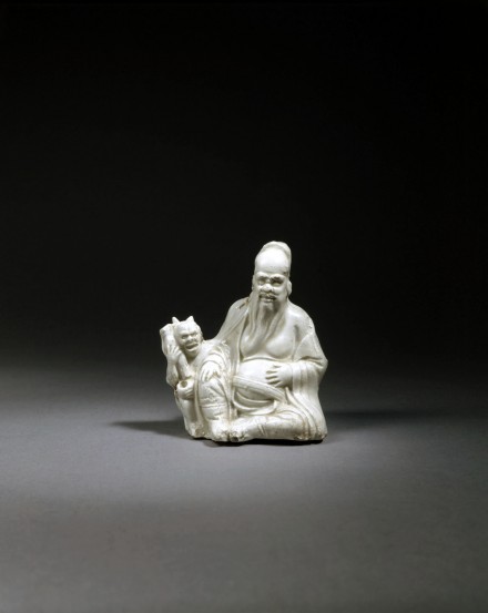 A WHITE PORCELAIN WATER VESSEL (DAO GUAN HU)