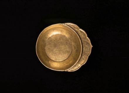 A GILDED SILVER BRUSHWASHER