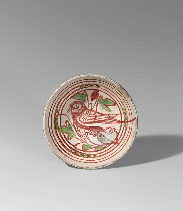 A CIZHOU POLYCHROME-PAINTED BOWL