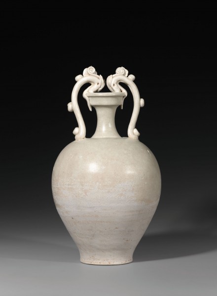 AN AMPHORA WITH DRAGON HANDLES