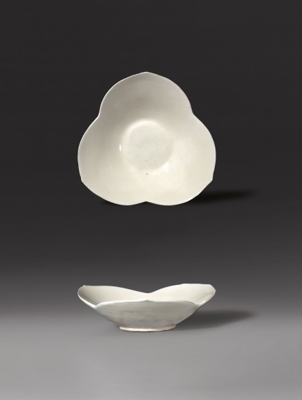 A TREFOIL DISH