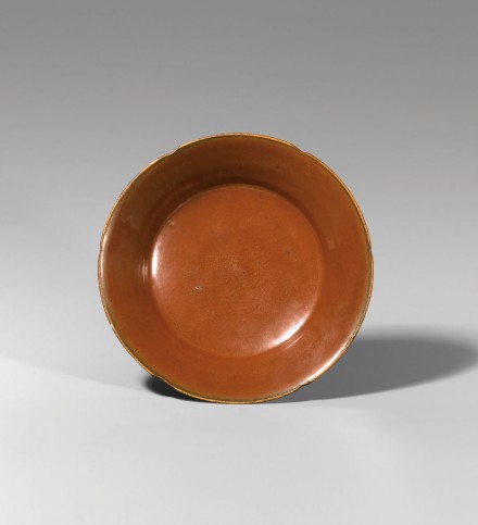 A DING-TYPE RUSSET-GLAZED DISH