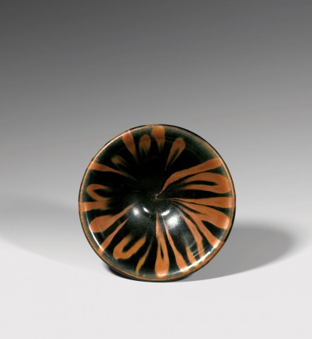 A YAOZHOU RUST-DECORATED BLACK-GLAZED BOWL