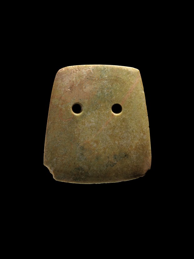 A NEOLITHIC JADE CEREMONIAL BROAD AXE (FU)