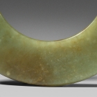 A NEOLITHIC JADE RING (HUAN)