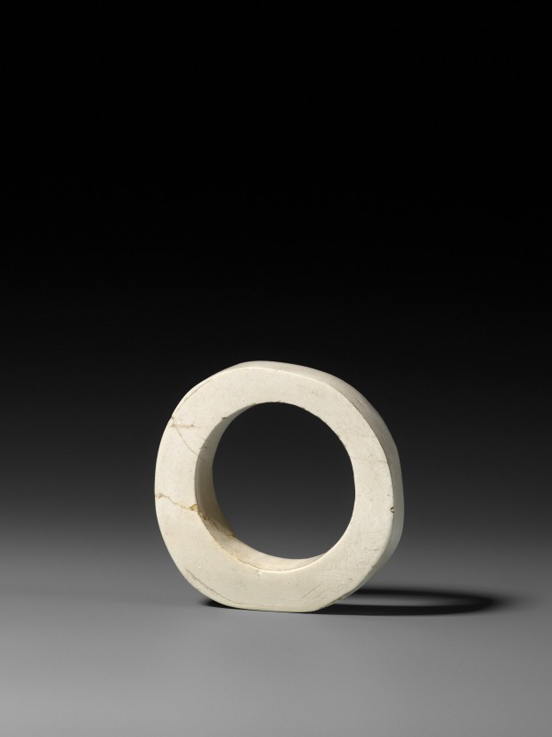 A NEOLITHIC WHITE JADE BRACELET (ZHUO)