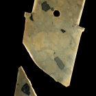 A LARGE FRAGMENTARY JADE CEREMONIAL DAGGER-AXE (GE)