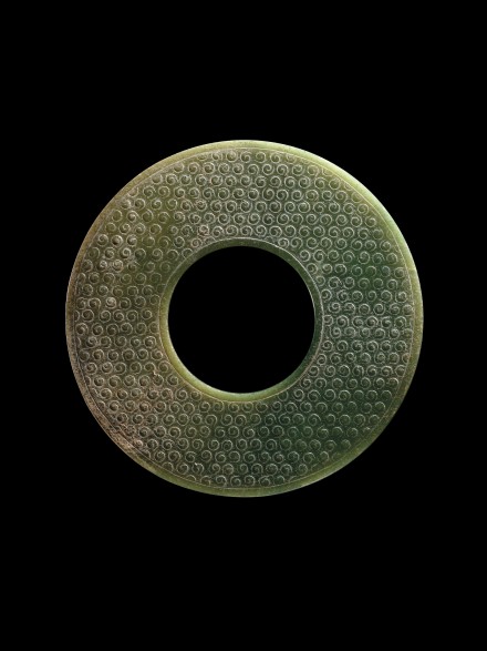 A LARGE ARCHAIC JADE DISC (BI)