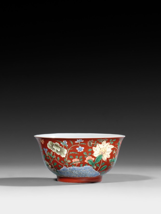 AN IMPERIAL CORAL-RED GROUND ENAMELLED PORCELAIN BOWL